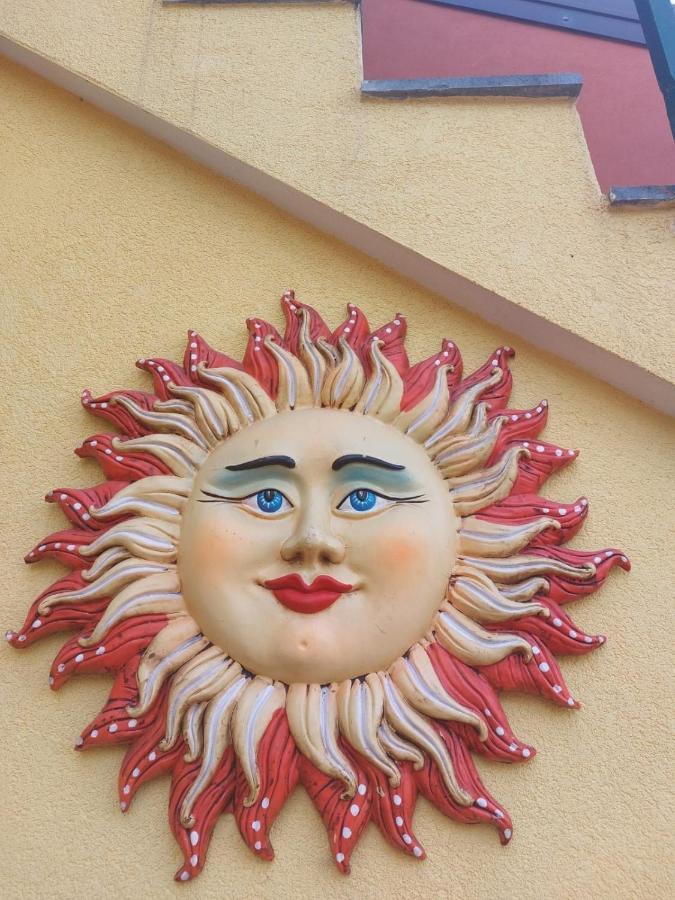 Casa Vacanza Del Sole Milo Eksteriør billede